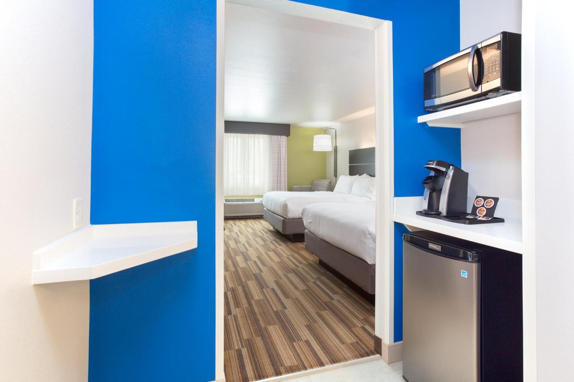 Holiday Inn Express & Suites - Rapid City - Rushmore South By Ihg Exterior foto