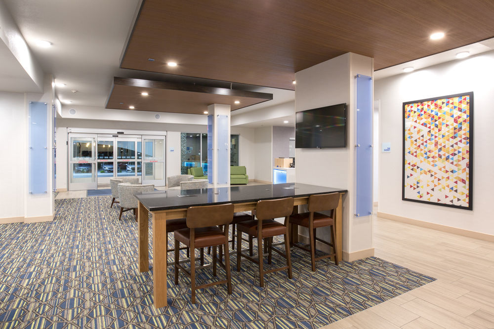 Holiday Inn Express & Suites - Rapid City - Rushmore South By Ihg Exterior foto